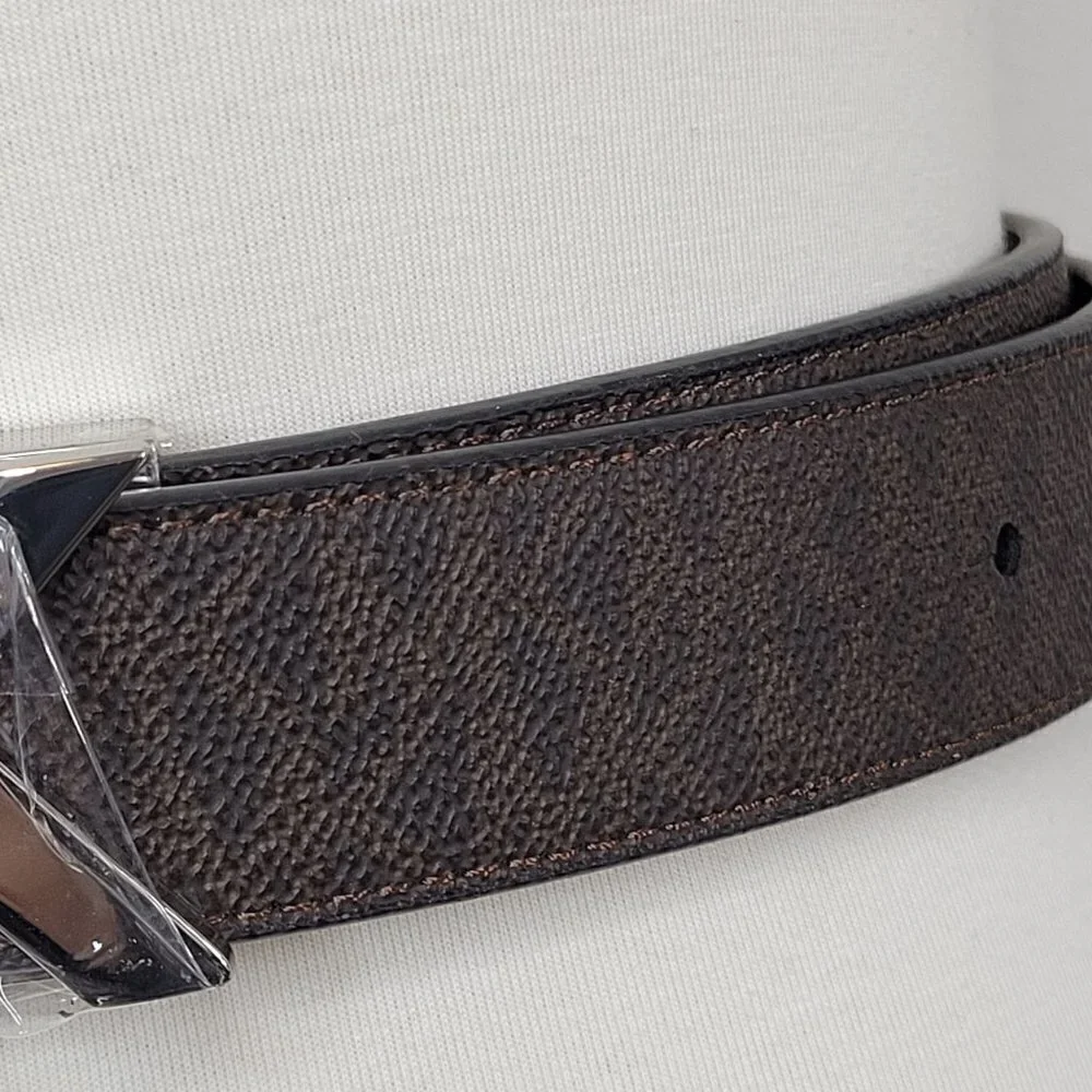 Michael Kors Signature Belt, Reversible Logo Brown/Plain Brown Size 34 or M